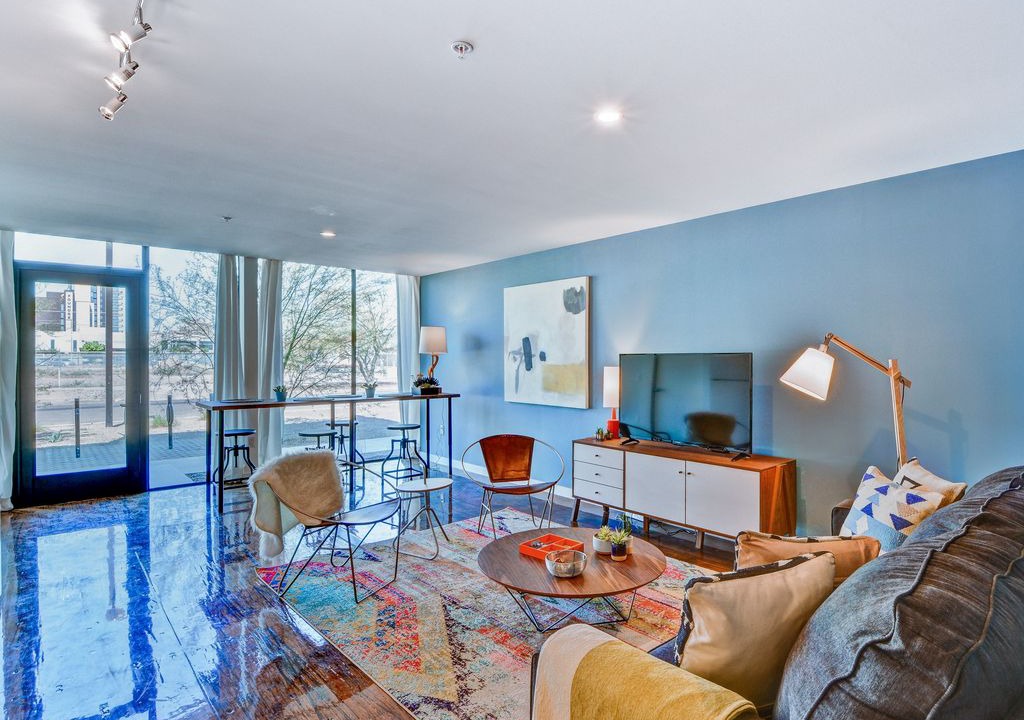 Photo of Livingroom in Evans Churchill