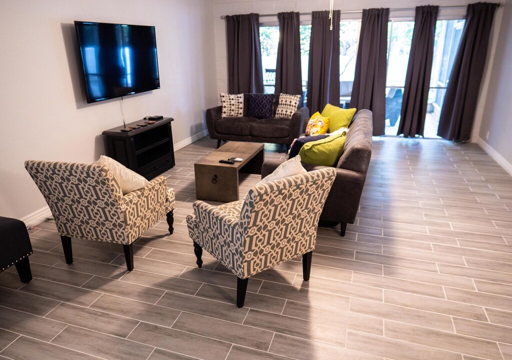 Photo of Livingroom in Inner Circle