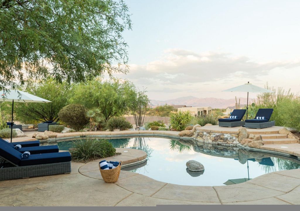 Photo of Others in Sunrise Desert Vistas