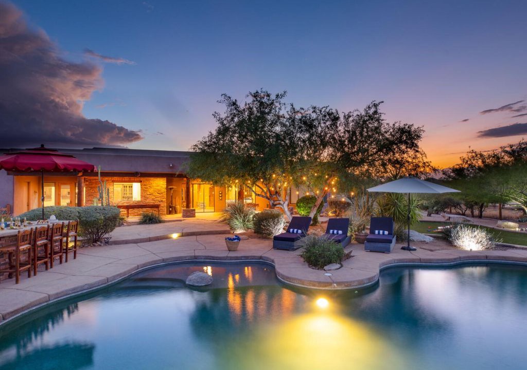 Photo of Outdoor in Sunrise Desert Vistas