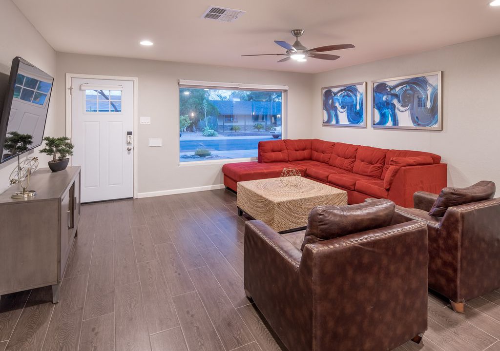 Photo of Livingroom in Scottsdale Estates Six