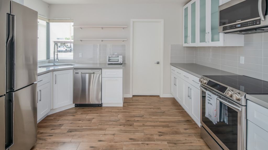 Photo of Kitchen in Scottsdale Estates Nine