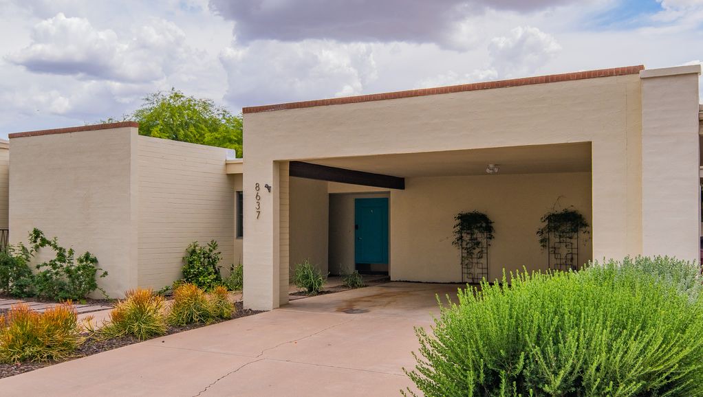 Photo of Buildings in Scottsdale Estates Nine