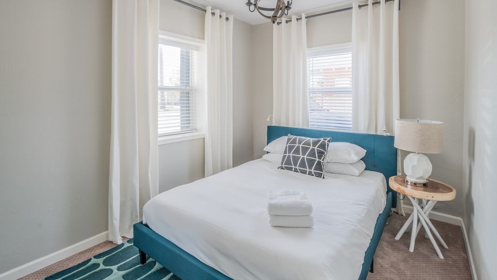 Photo of Bedroom in Garfield