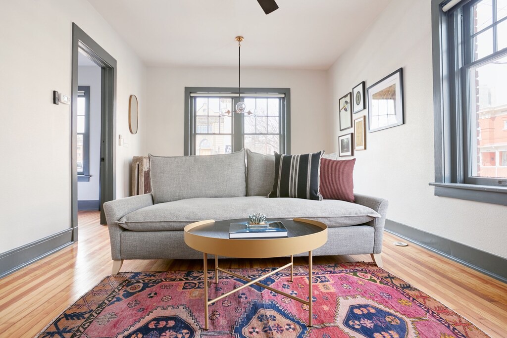 Photo of Livingroom in Uptown