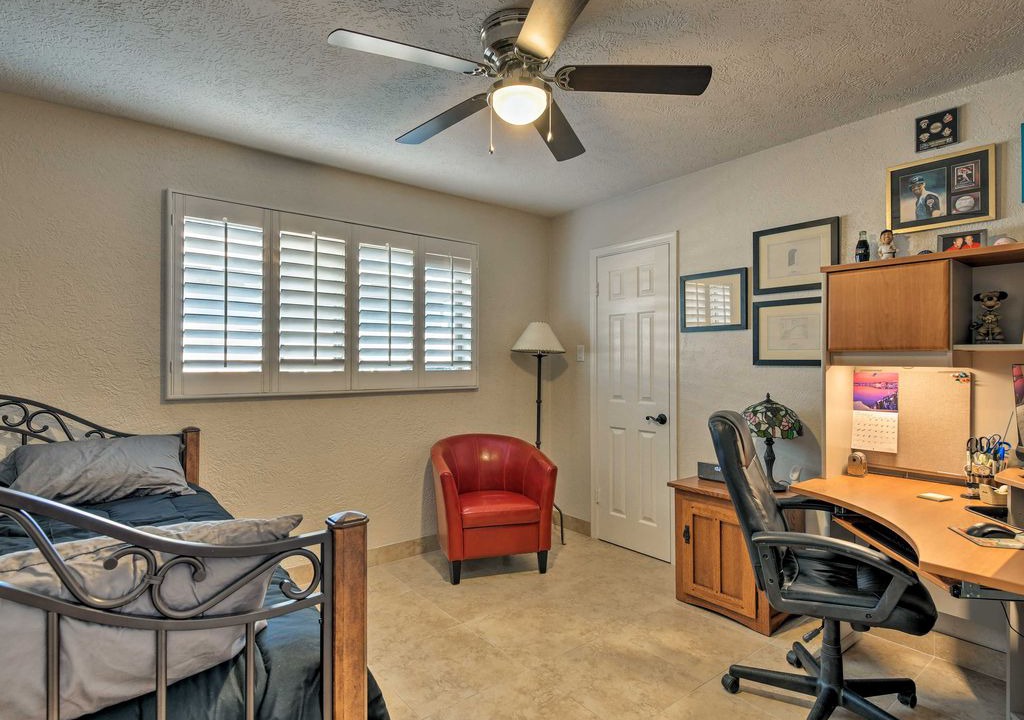 Photo of Livingroom in Hy-view