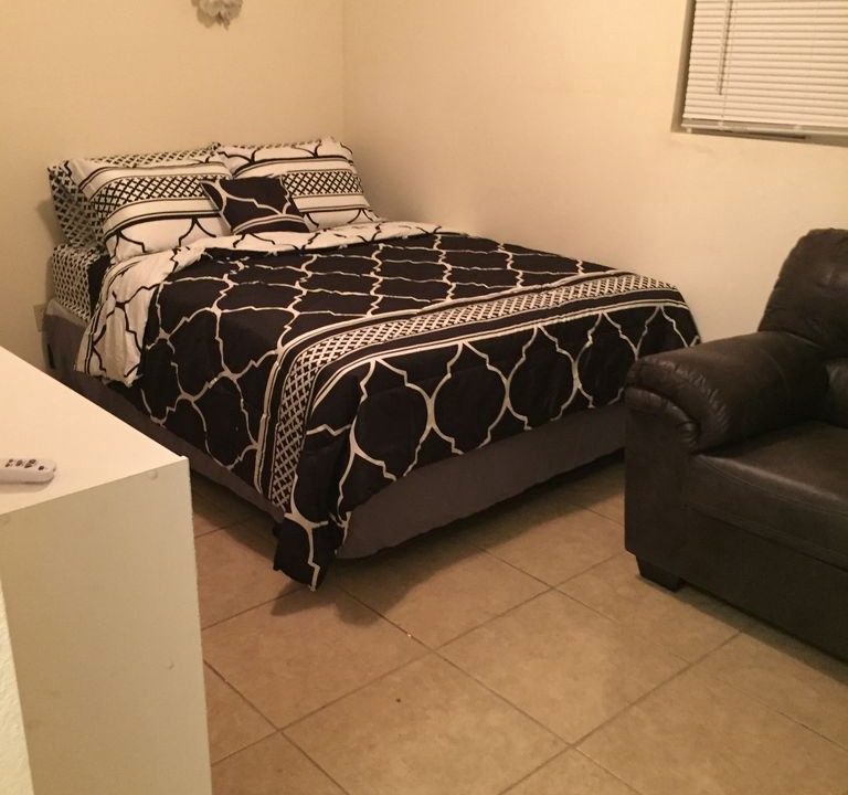 Photo of Bedroom in Garfield