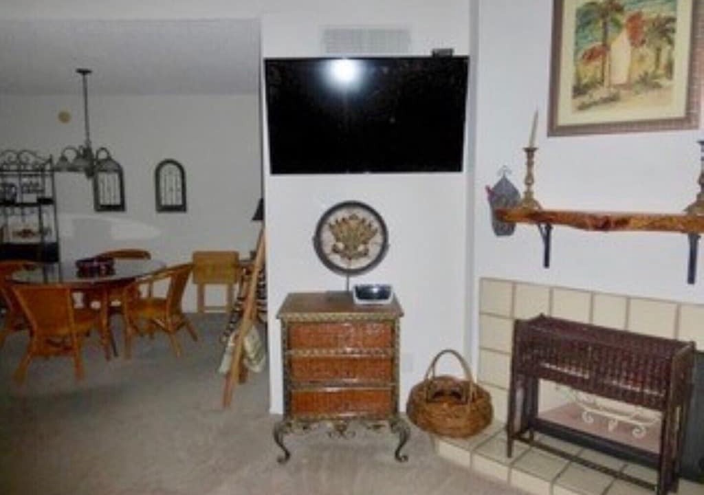 Photo of Livingroom in Village Three
