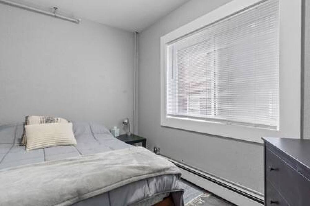 Photo of Bedroom in Sherman Hill