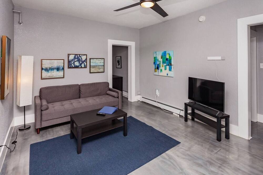Photo of Livingroom in Sherman Hill