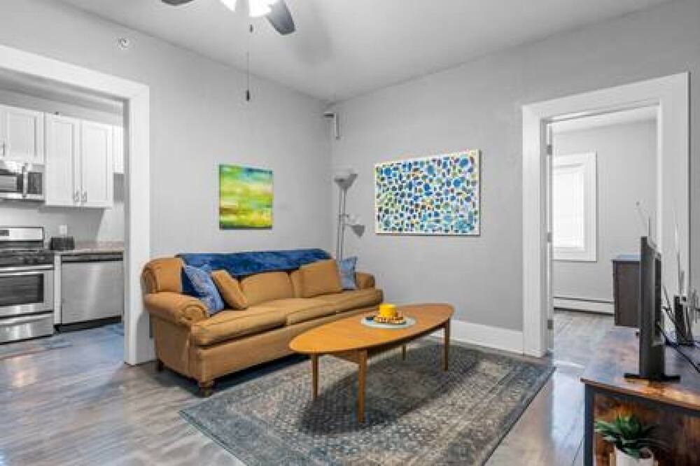 Photo of Livingroom in Sherman Hill