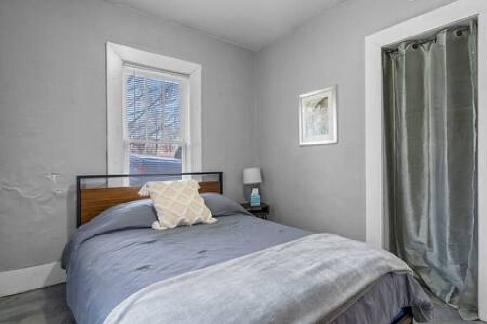 Photo of Bedroom in Sherman Hill