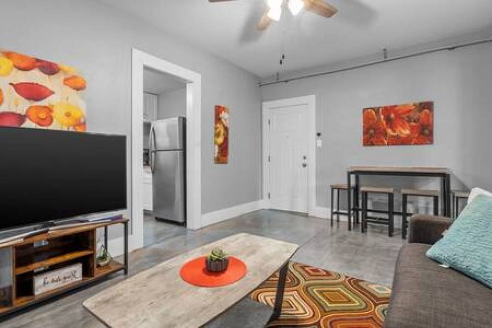 Photo of Livingroom in Sherman Hill