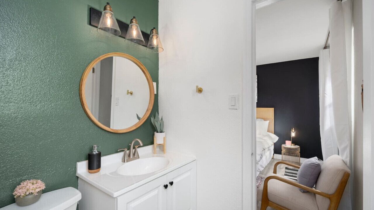 Photo of Bathroom in Scottsdale Estates Six