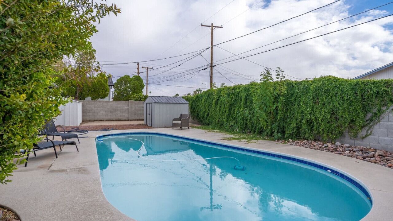 Photo of Outdoor in Scottsdale Estates Six