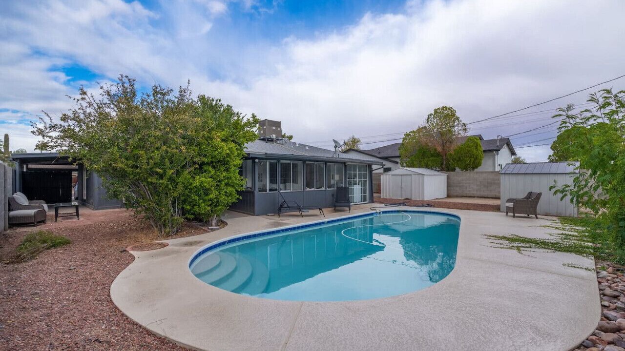 Photo of Outdoor in Scottsdale Estates Six