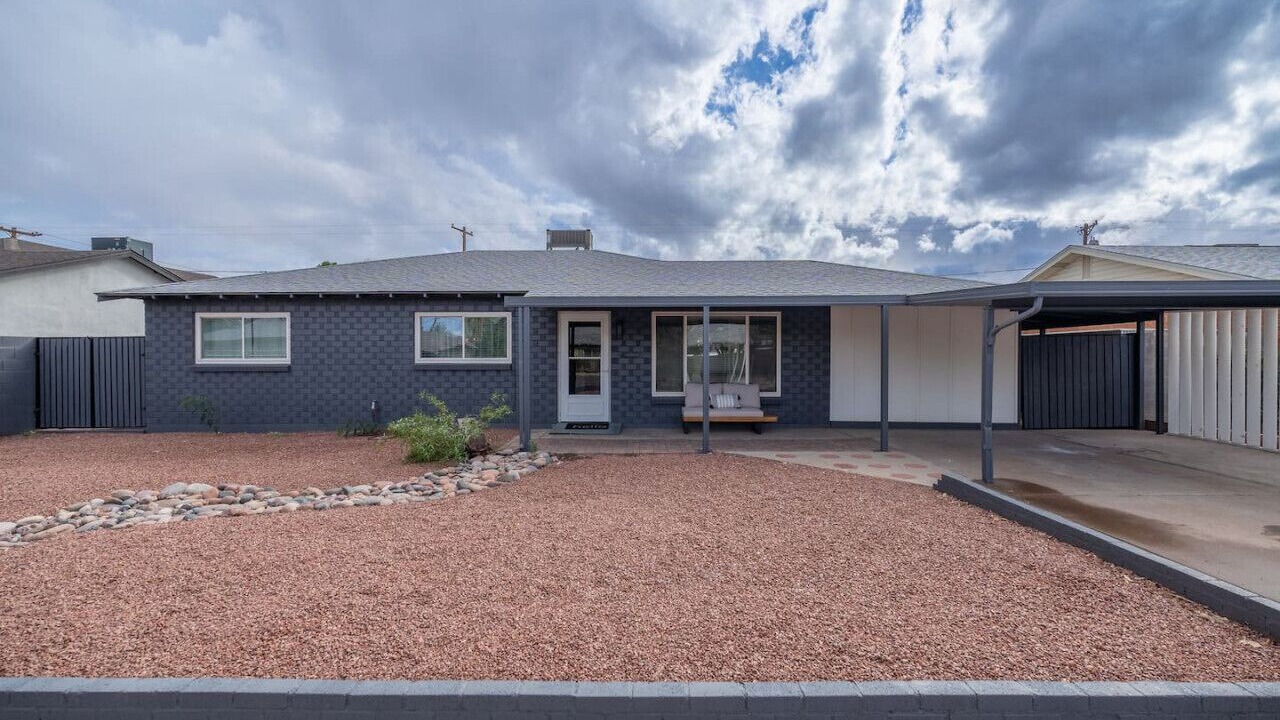 Photo of Outdoor in Scottsdale Estates Six