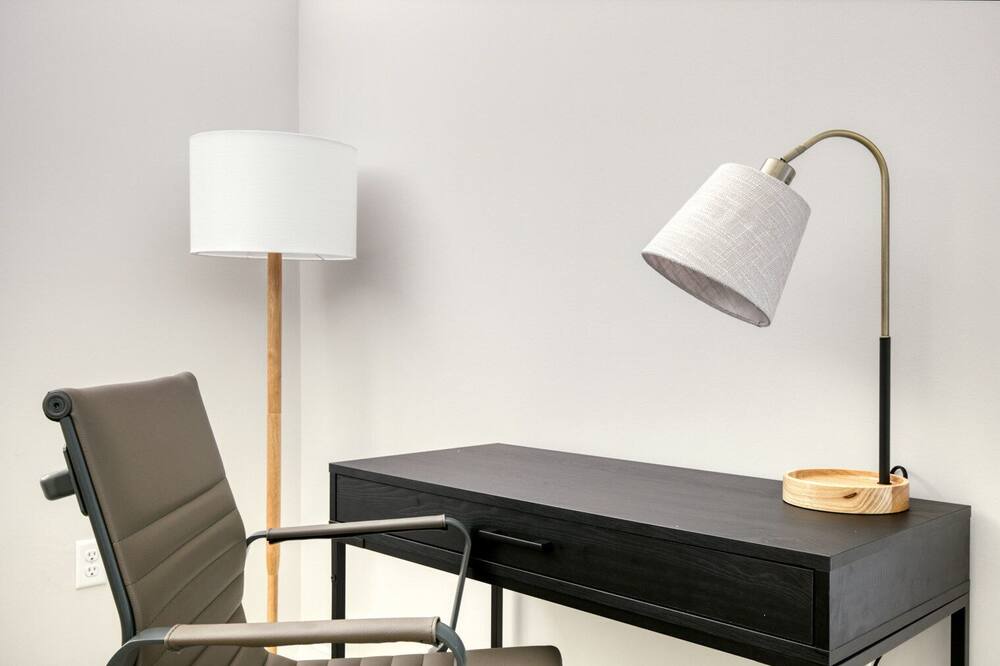 Photo of Bedroom in Transit Village