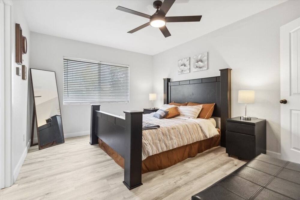 Photo of Bedroom in Kyrene-Superstition