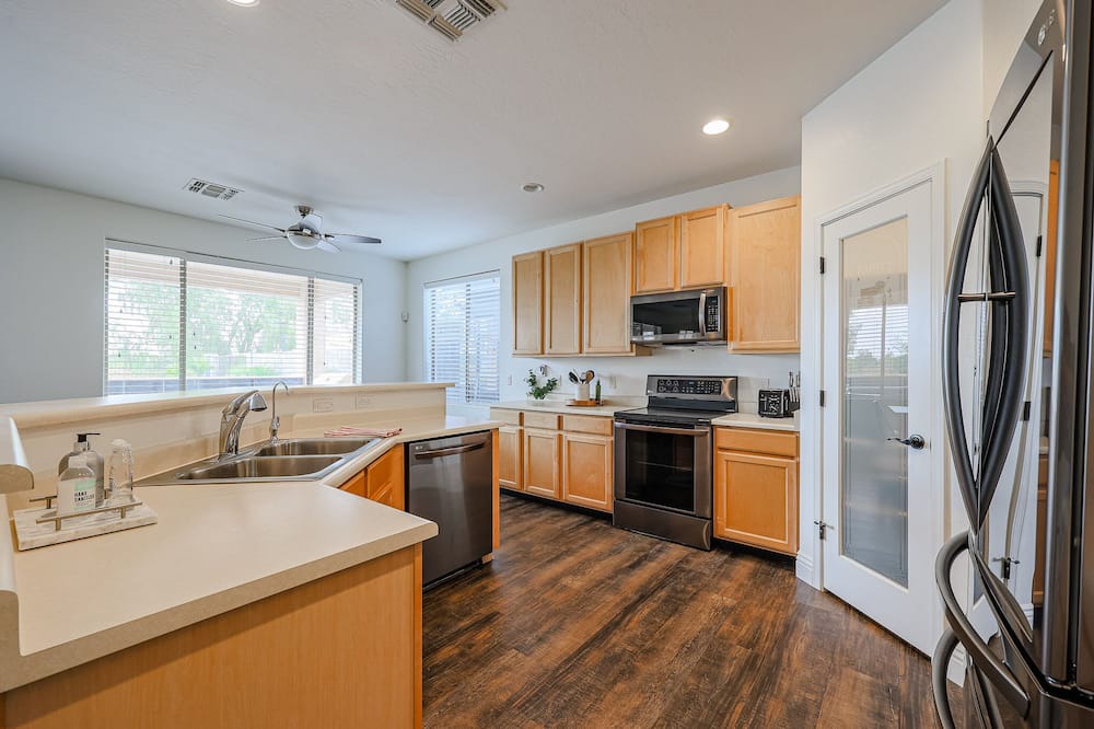 Photo of Kitchen in Legacy