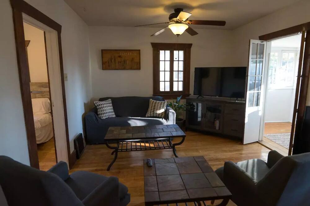 Photo of Livingroom in Berkeley