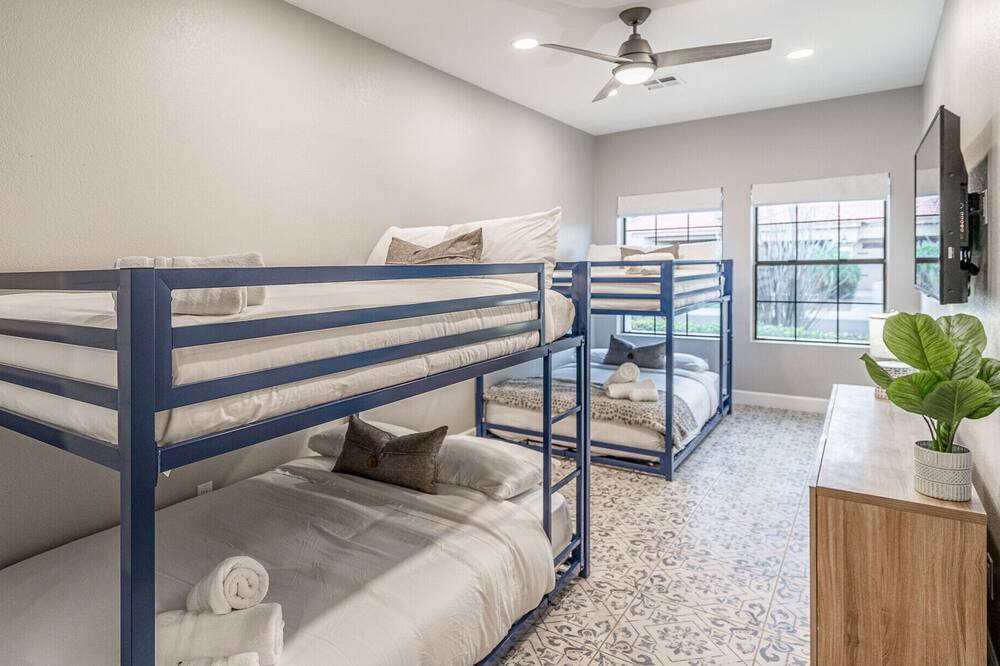Photo of Bedroom in Paradise Park Vista