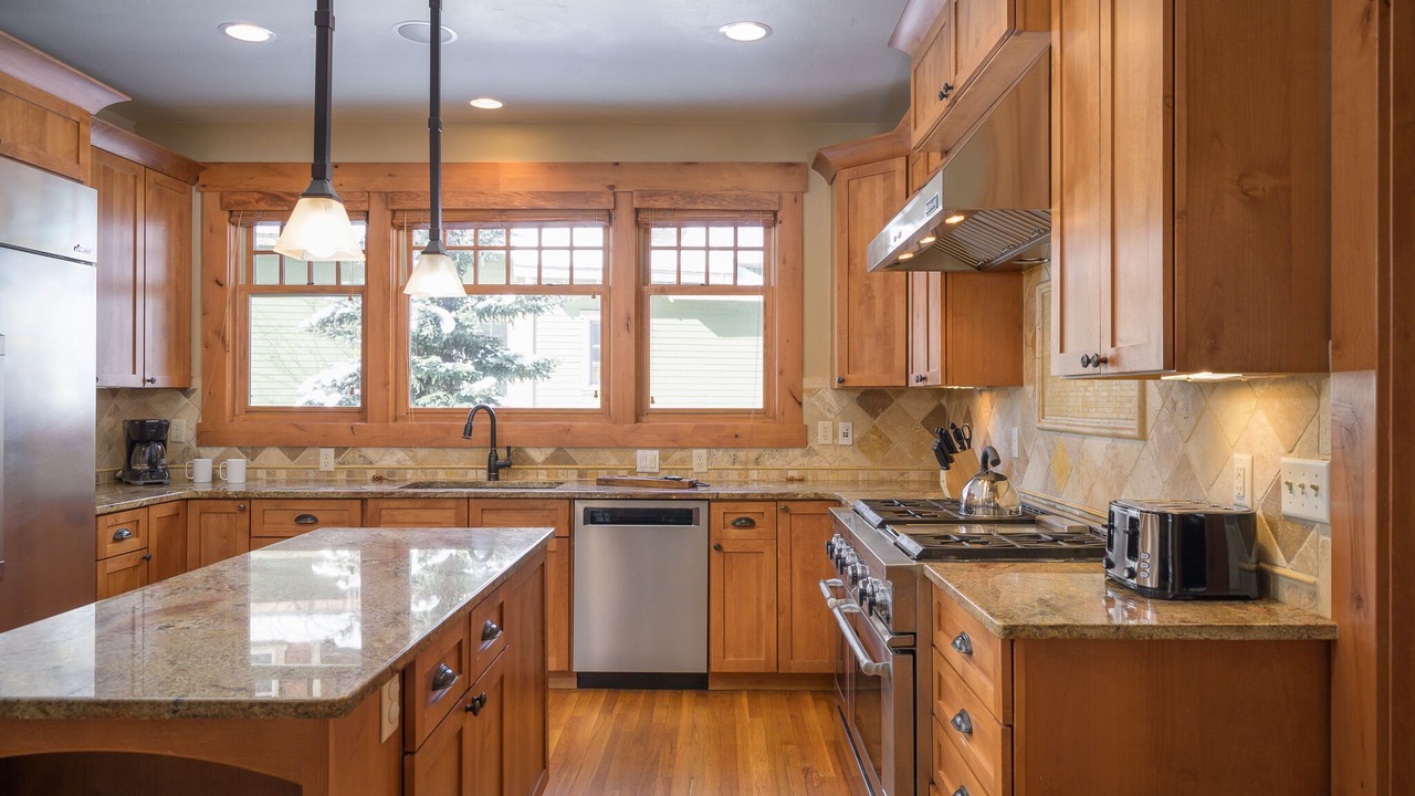 Photo of Kitchen in Grand Park