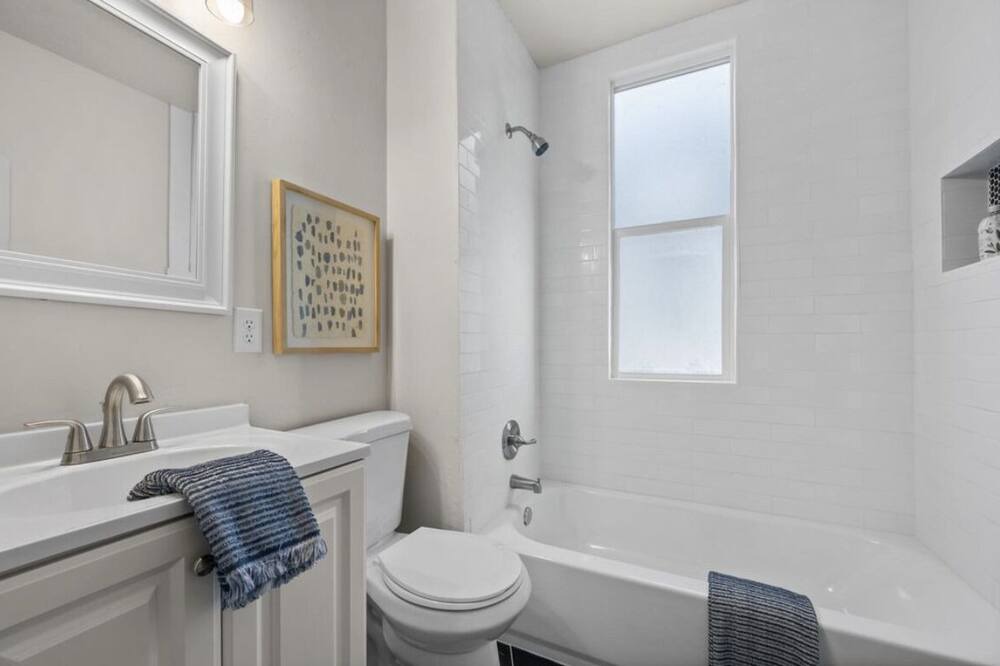 Photo of Bathroom in Central City
