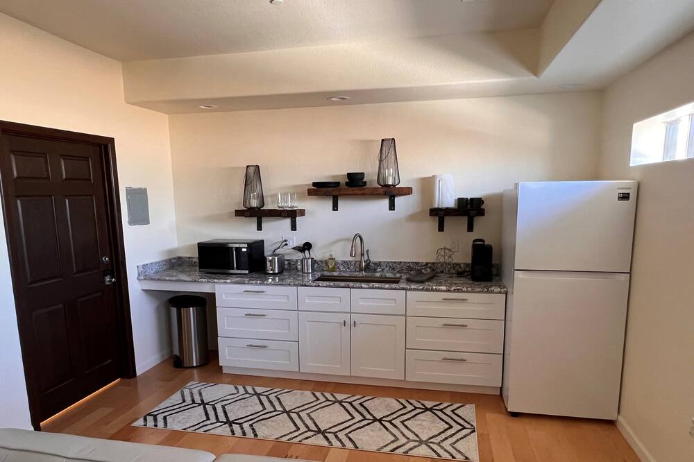 Photo of Kitchen in Roosevelt