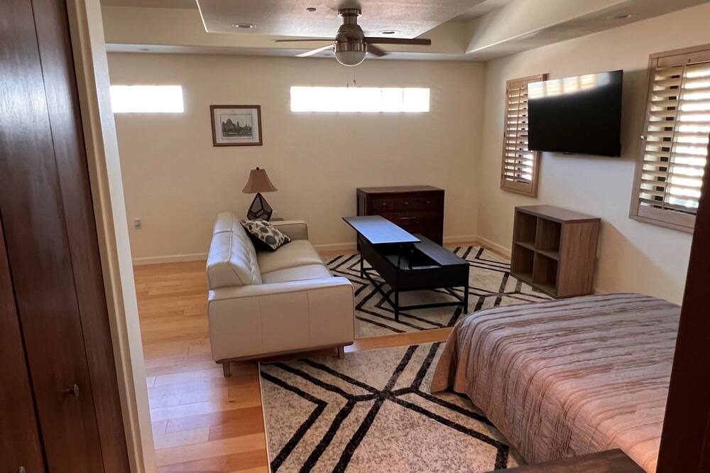 Photo of Bedroom in Roosevelt