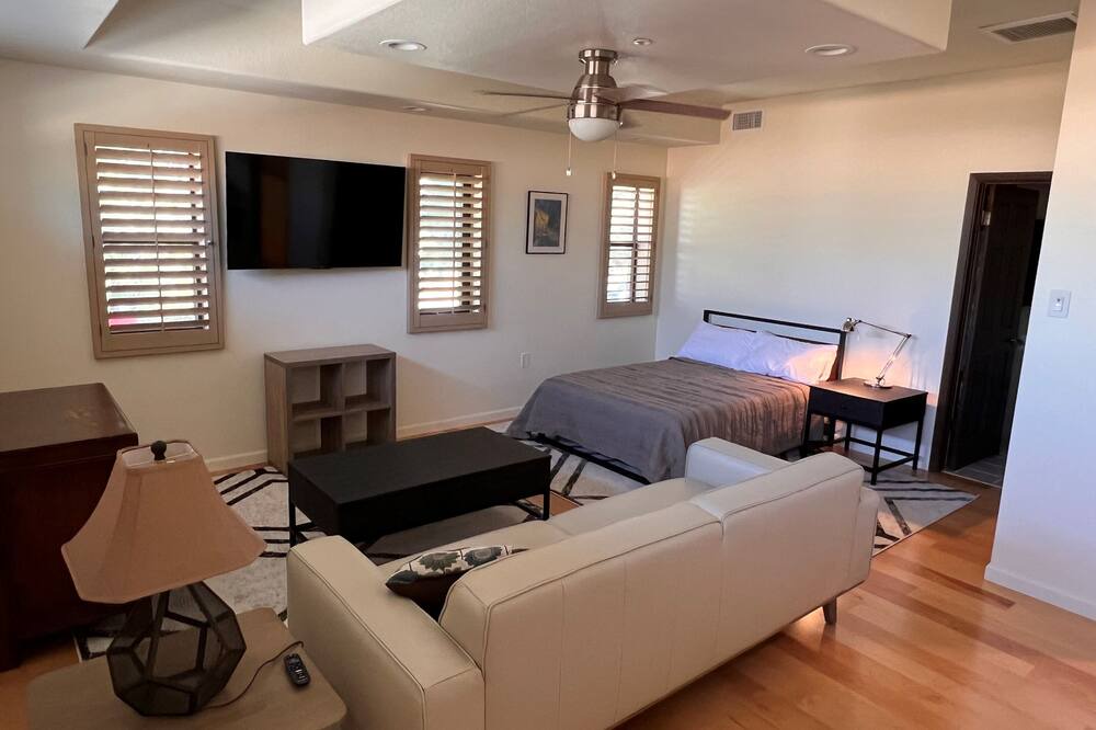 Photo of Bedroom in Roosevelt