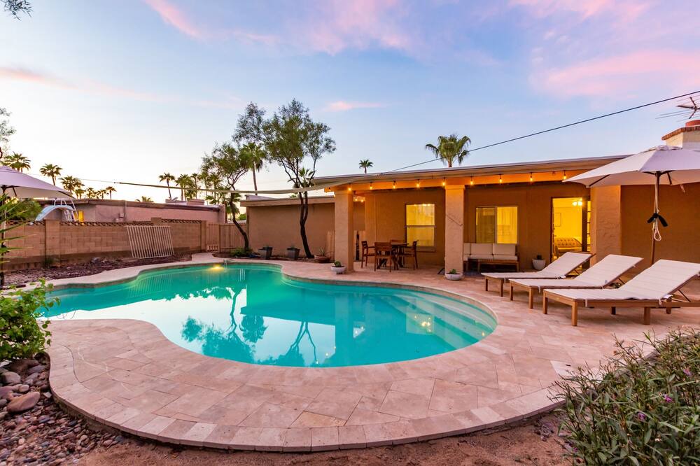Photo of Outdoor in Raskin Estates