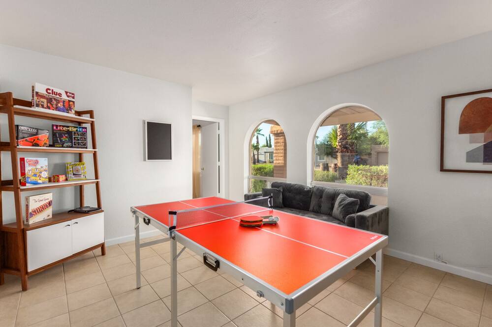 Photo of Bedroom in Raskin Estates