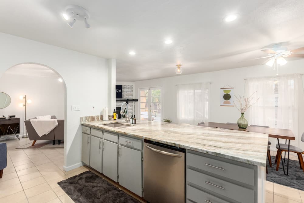 Photo of Kitchen in Raskin Estates