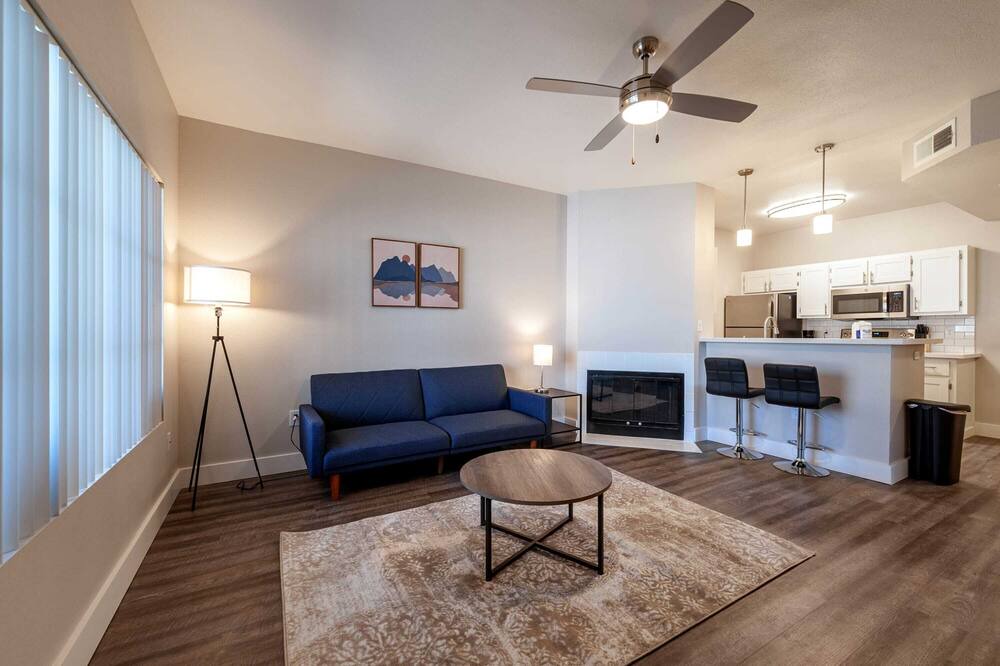 Photo of Livingroom in Greenbell