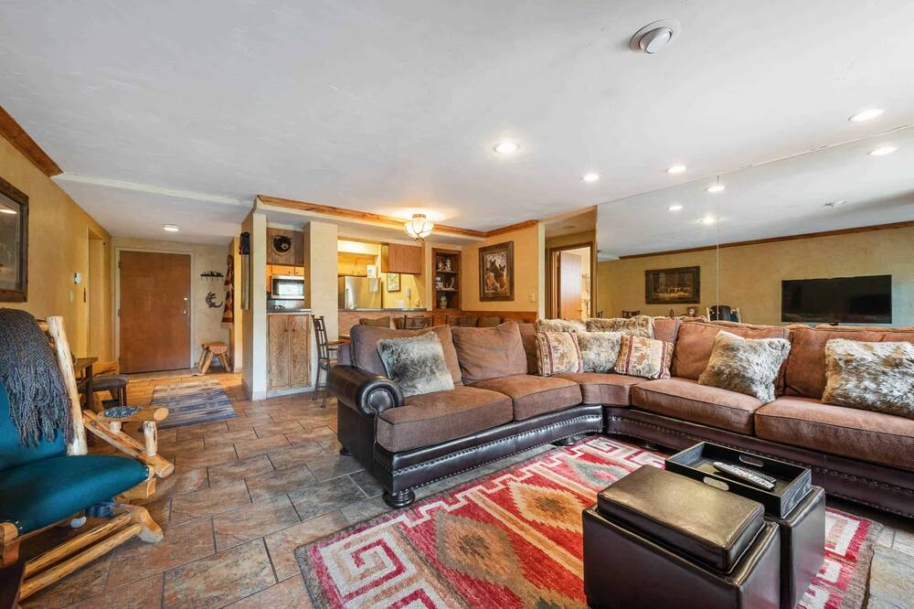 Photo of Livingroom in Vail