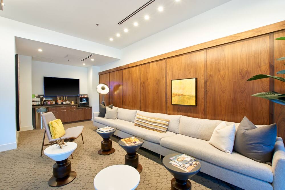 Photo of Livingroom in Downtown Phoenix