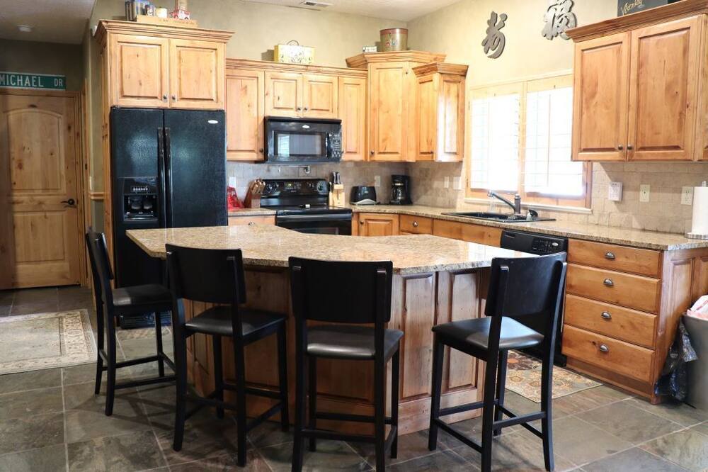 Photo of Kitchen in Wolf Creek