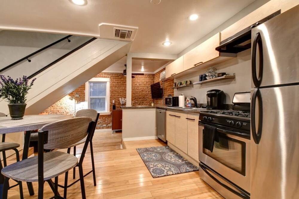 Photo of Kitchen in Roosevelt