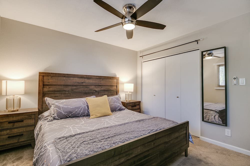 Photo of Bedroom in Kyrene-Superstition