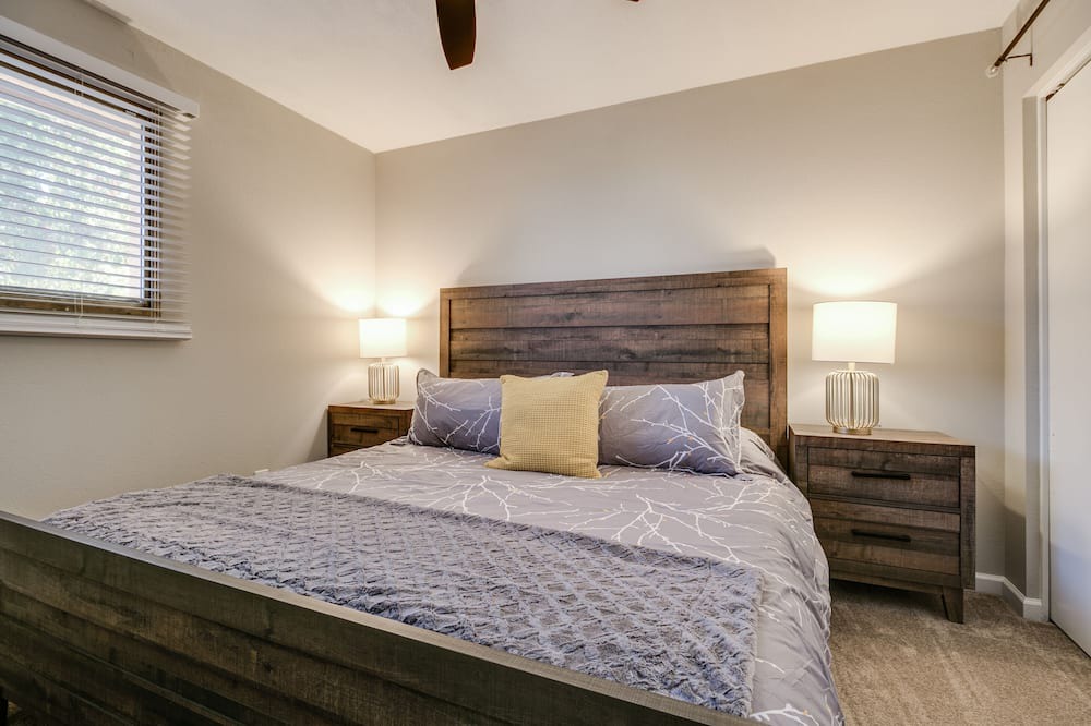 Photo of Bedroom in Kyrene-Superstition