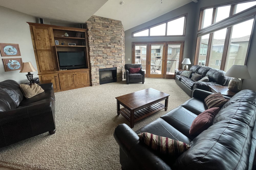 Photo of Livingroom in Arnolds Park