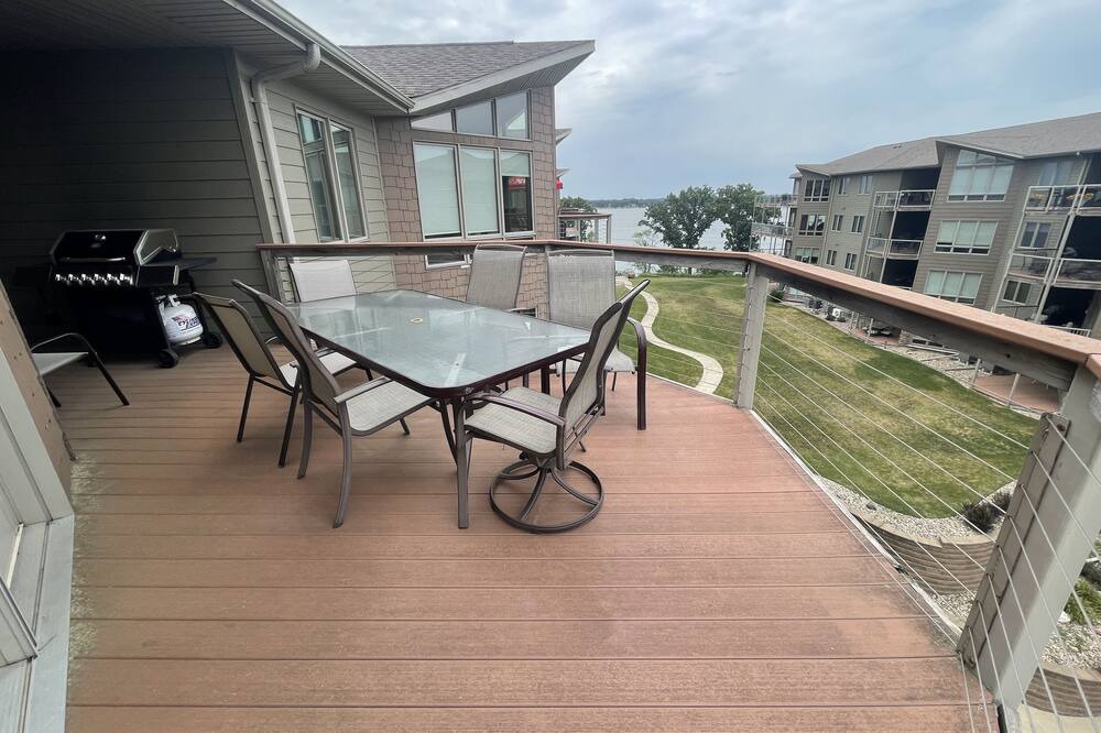 Photo of Patio Balcony in Arnolds Park