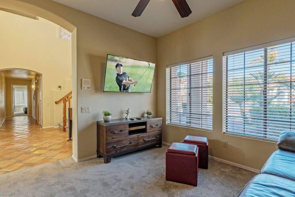 Photo of Livingroom in Paradise Park Vista