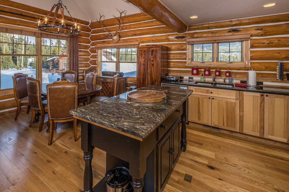 Photo of Kitchen in Powder Ridge