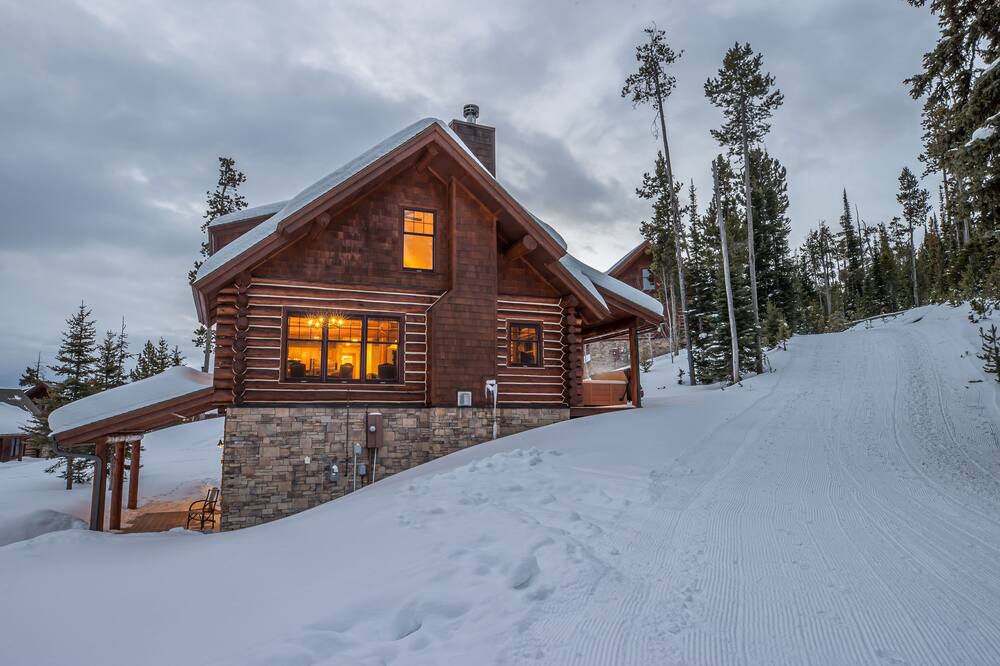 Photo of Outdoor in Powder Ridge