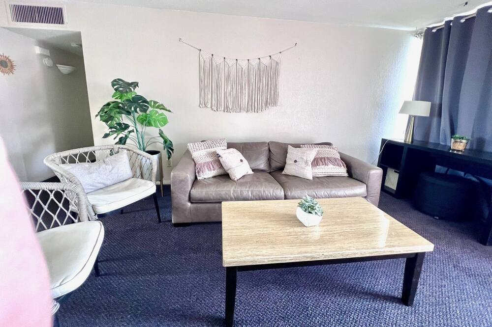 Photo of Livingroom in Southwest Village