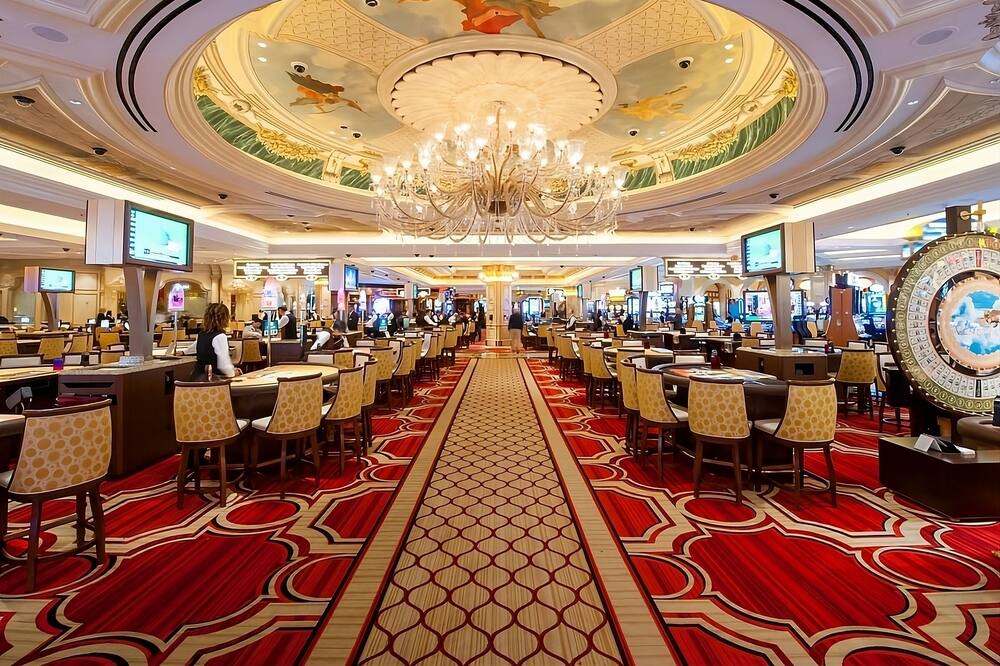 Photo of Others in Las Vegas Strip