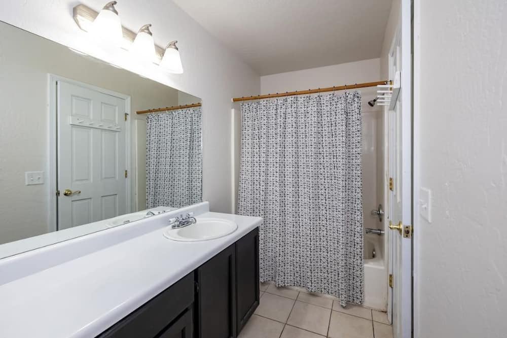 Photo of Bathroom in Flagstaff