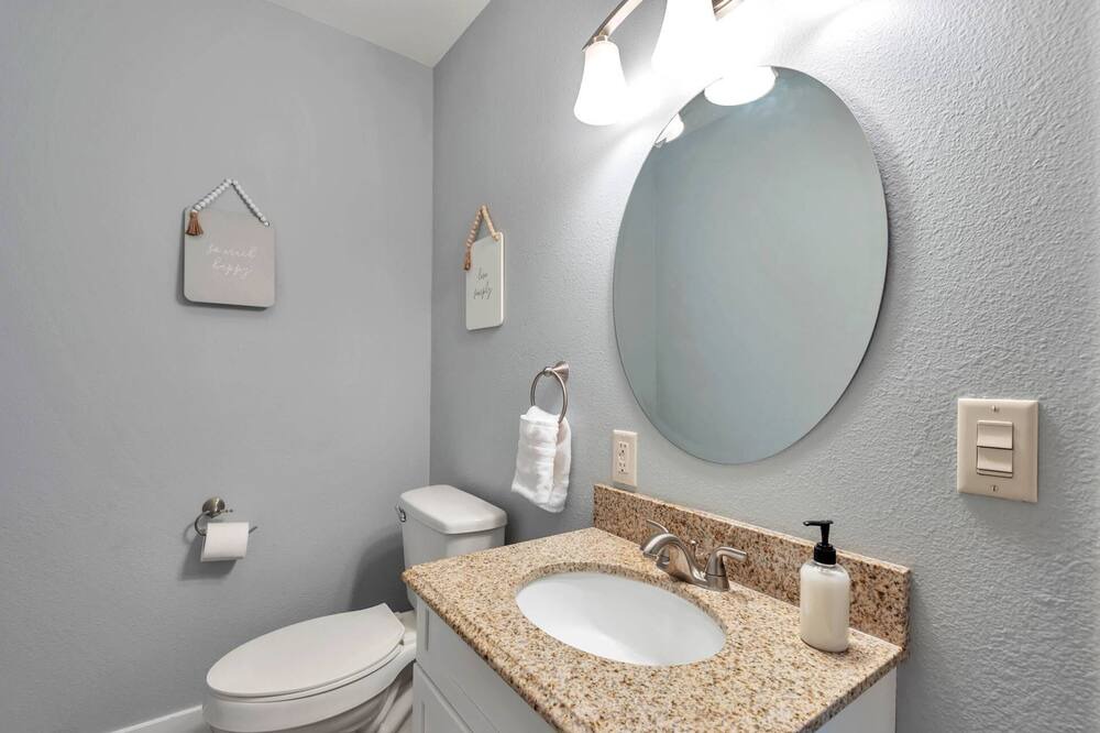 Photo of Bathroom in Pima Meadows